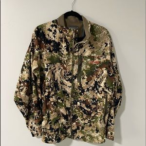 Sitka gear Mountain Jacket . Worn once in the field . XL